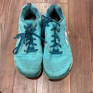 Altra women’s shoes